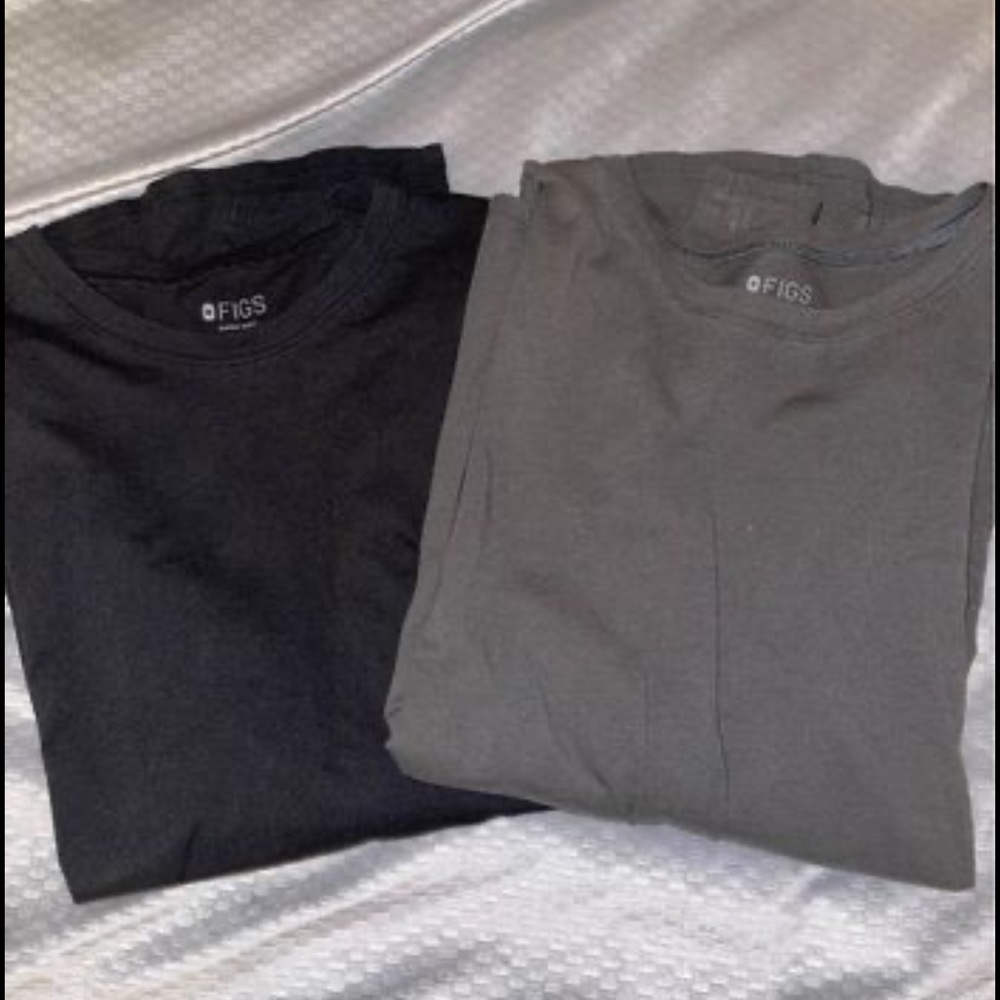 Figs underscrubs